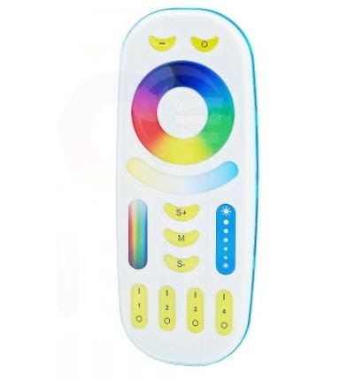 Pilot rgb 2 4 GHz 4 sekcje programy zasieg 30m.JPG